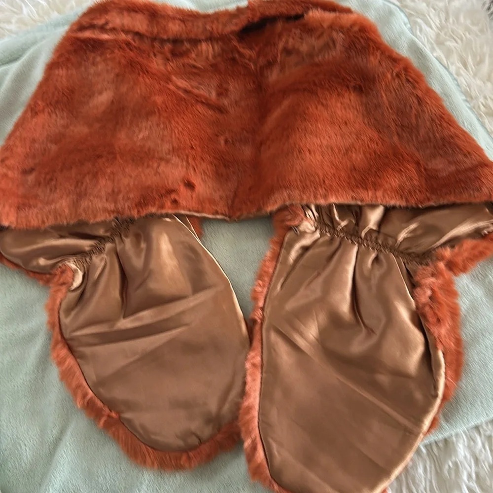 NWT La Fiorentina Burnt Orange Scarf Plush Wrap